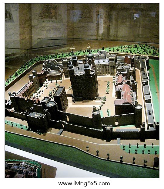 Our last stay in London before heading off to York is the Tower of London. See more of it to inspire your London trip!